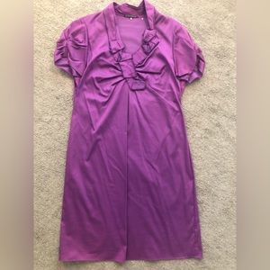 Elie Tahari shift dress with pleat detail, Size M